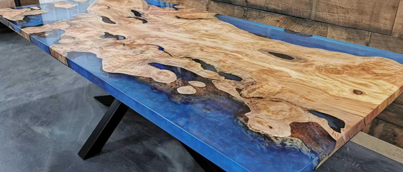 Clear casting epoxy table